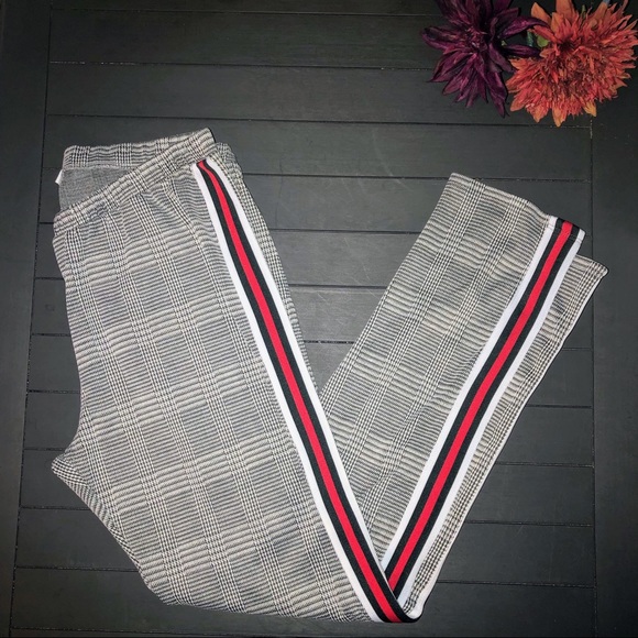 Pants - ♥️ 3/$10 plaid pants 1X